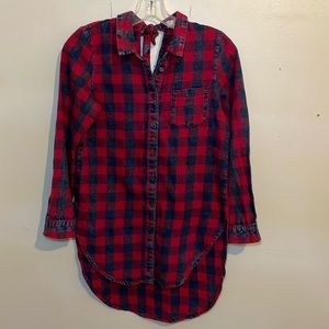 GB Girl Red & Blue Plaid Long Sleeve Top w/ Front Pocket & Opening Back, size L.